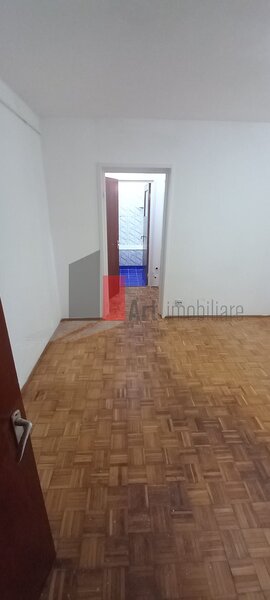 Drumul Taberei, Plaza Romania,